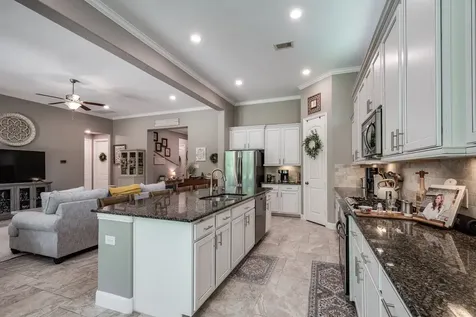 502 Pearl View Lane Pinehurst TX 77362