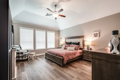 502 Pearl View Lane Pinehurst TX 77362