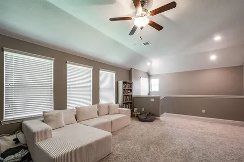 502 Pearl View Lane Pinehurst TX 77362