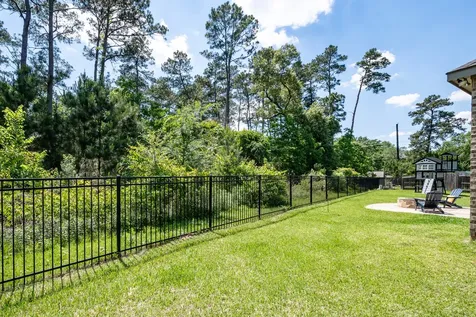 502 Pearl View Lane Pinehurst TX 77362