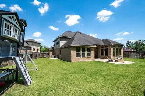 502 Pearl View Lane Pinehurst TX 77362