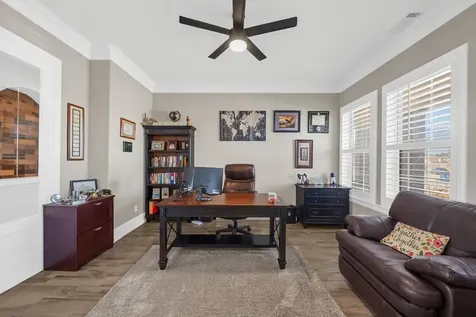 1833 Anna Way Friendswood TX 77546