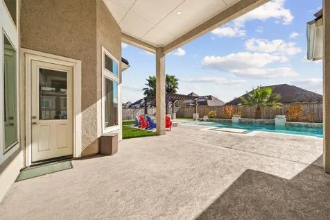 1833 Anna Way Friendswood TX 77546