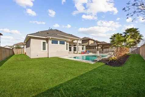 1833 Anna Way Friendswood TX 77546