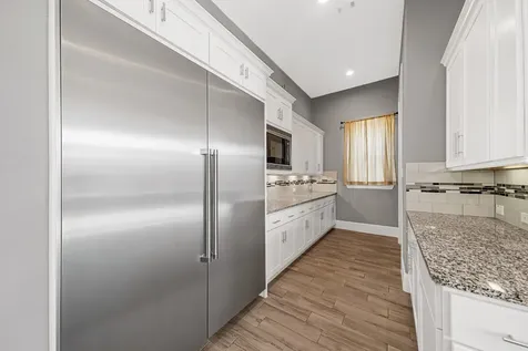 1833 Anna Way Friendswood TX 77546