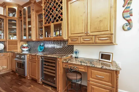 313 Harborside Circle Kemah TX 77565