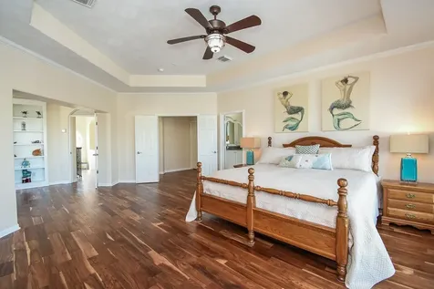 313 Harborside Circle Kemah TX 77565