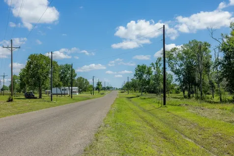 6558 Atakapan Trail Bedias TX 77831