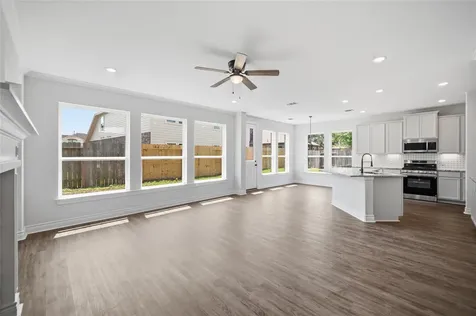1015 Fairway Drive La Porte TX 77571