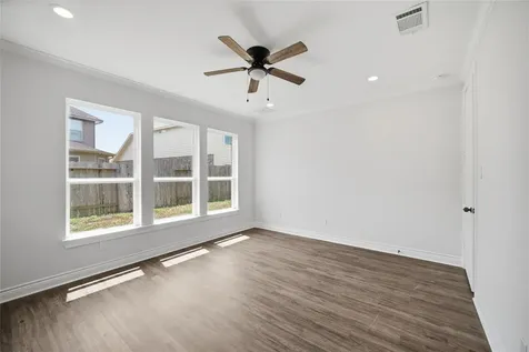 1015 Fairway Drive La Porte TX 77571