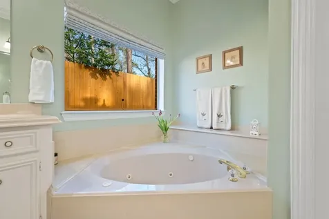 3415 Kingsway Court Kingwood TX 77339