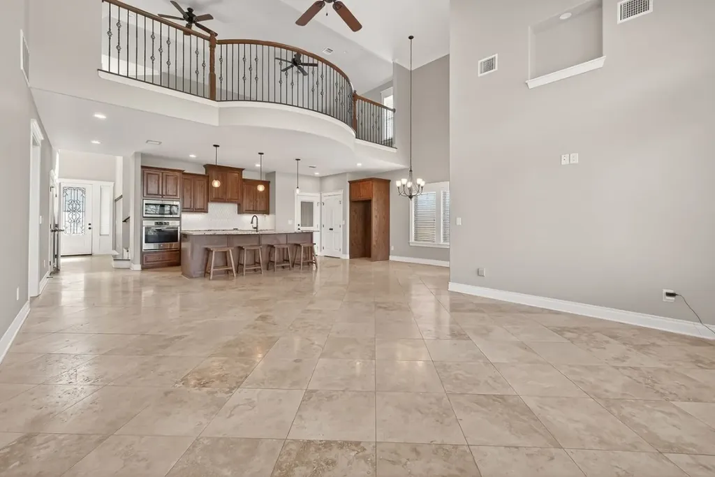 912 Roberts Street East Bernard TX 77435
