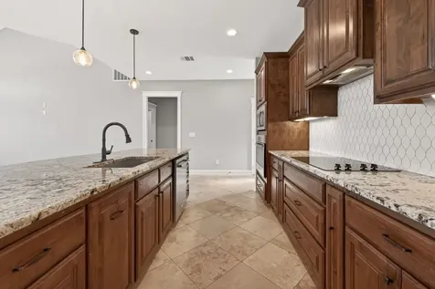 912 Roberts Street East Bernard TX 77435