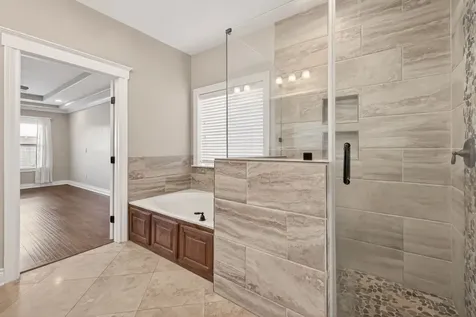 912 Roberts Street East Bernard TX 77435