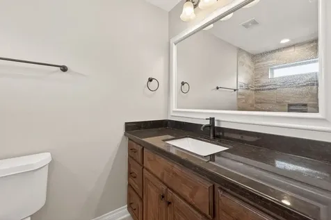 912 Roberts Street East Bernard TX 77435
