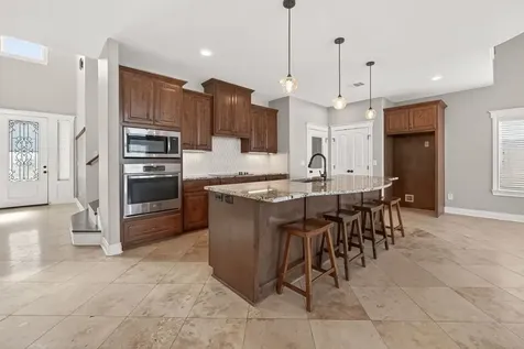912 Roberts Street East Bernard TX 77435