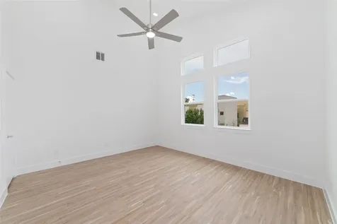 2107 Holman Street Houston TX 77004