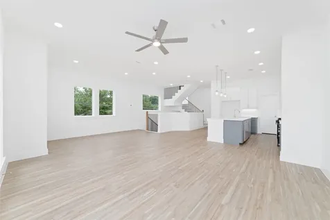 2107 Holman Street Houston TX 77004