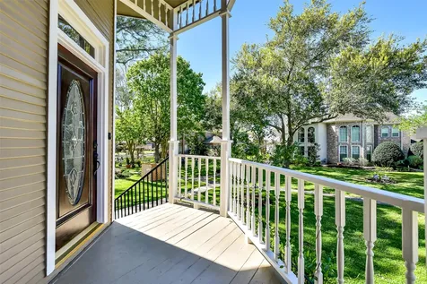 202 Victoria Way Friendswood TX 77546
