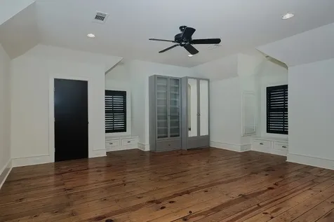 30 East Bay Boulevard The Woodlands TX 77380