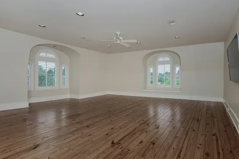 30 East Bay Boulevard The Woodlands TX 77380