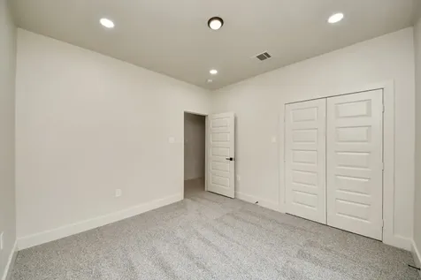 319 E Gulf Street Baytown TX 77520