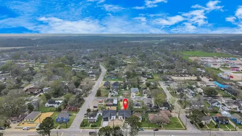 319 E Gulf Street Baytown TX 77520
