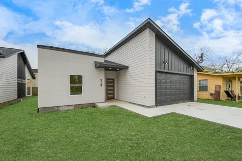 319 E Gulf Street Baytown TX 77520