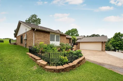 479 Cherry Hills Drive Huntsville TX 77340