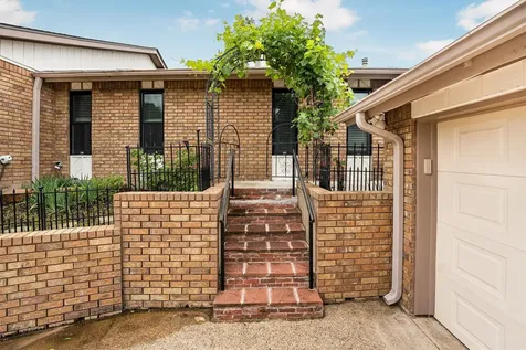 479 Cherry Hills Drive Huntsville TX 77340