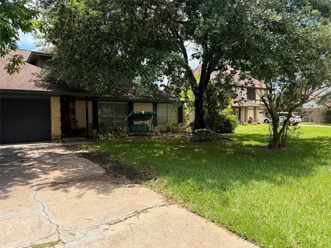 118 Driftwood Drive Lake Jackson TX 77566