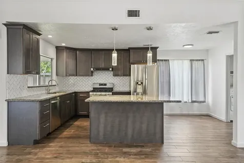 248 E Castle Harbour Drive Friendswood TX 77546