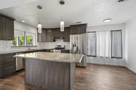 248 E Castle Harbour Drive Friendswood TX 77546