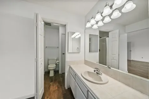 248 E Castle Harbour Drive Friendswood TX 77546