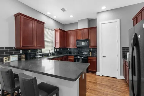 926 Lester Street Houston TX 77007