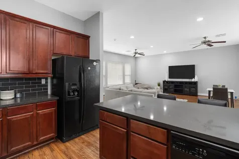 926 Lester Street Houston TX 77007