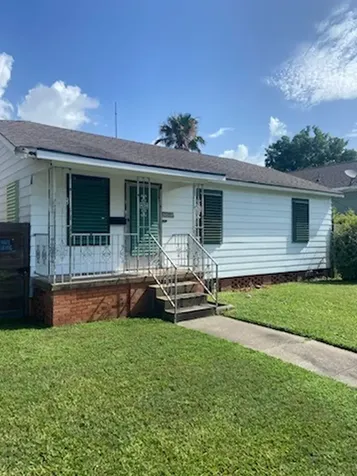 5514 Borden Avenue Galveston TX 77551