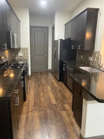 102 Aventura Place The Woodlands TX 77389