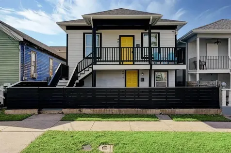 4017 Avenue M Down Galveston TX 77550