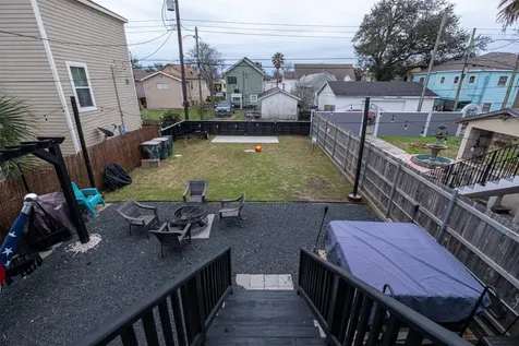4017 Avenue M Down Galveston TX 77550