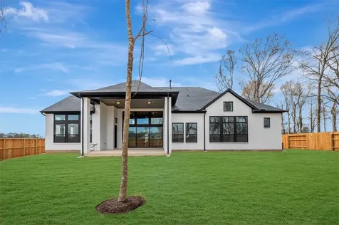 1102 Chesapeake Court Montgomery TX 77356