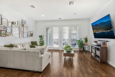 8817 Lakeshore Bend Drive Houston TX 77080