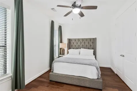 8817 Lakeshore Bend Drive Houston TX 77080