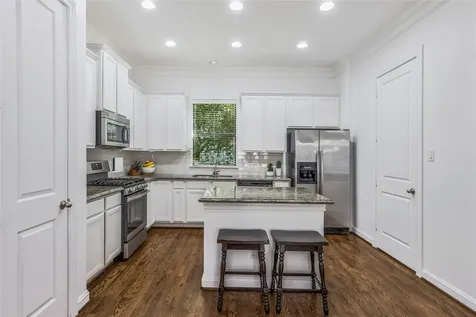 8817 Lakeshore Bend Drive Houston TX 77080