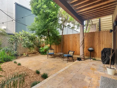 6103 Maxie Street Houston TX 77007