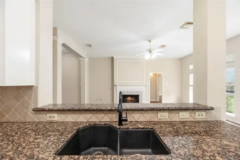 11619 Cedarvale Lane Tomball TX 77377