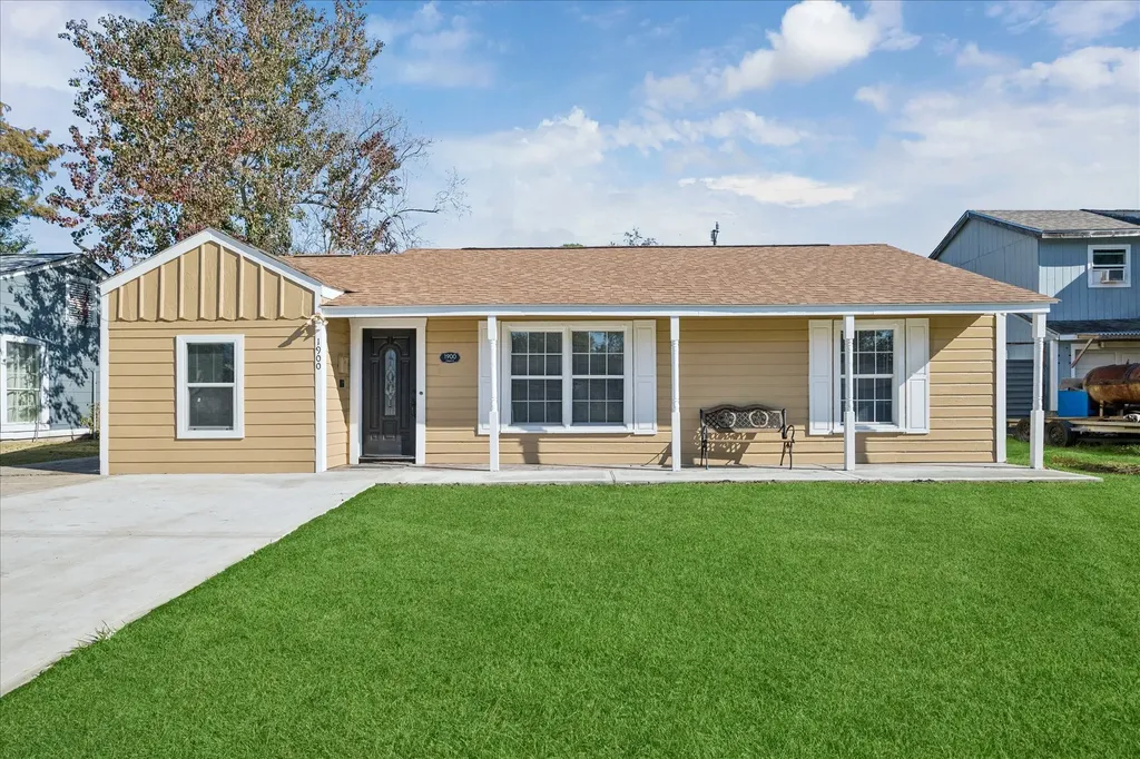 1900 Oregon Street Baytown TX 77520