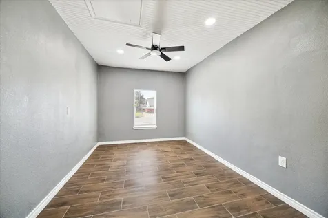 1900 Oregon Street Baytown TX 77520