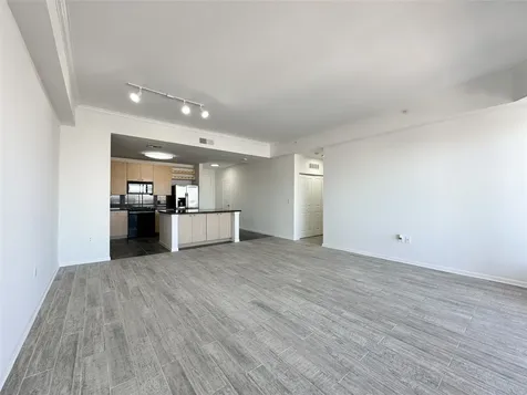3505 Sage Road 2403 Houston TX 77056