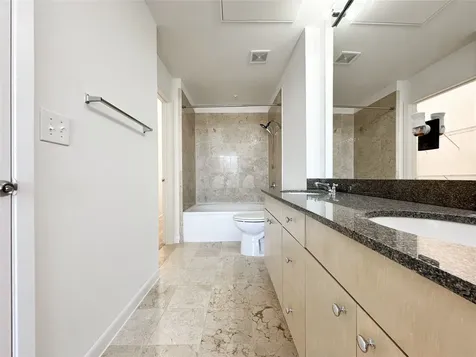 3505 Sage Road 2403 Houston TX 77056
